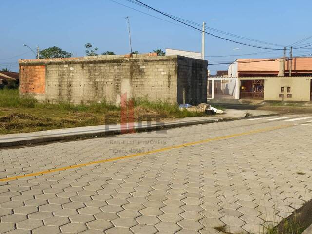 Terreno para Venda em Peruíbe - 4