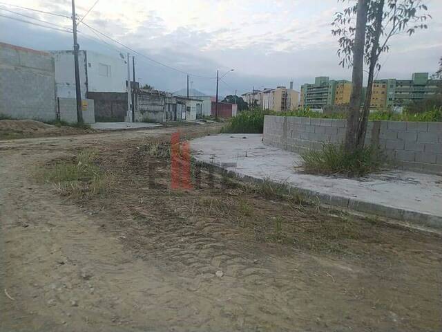 Terreno para Venda em Peruíbe - 4