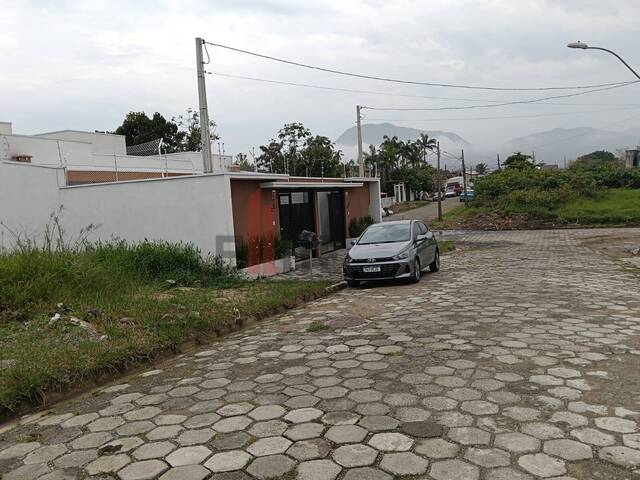 Terreno para Venda em Peruíbe - 4